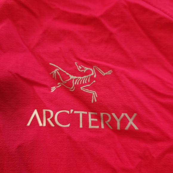 Arc'teryx Pink Hooded Jacket - Picture 2 of 11